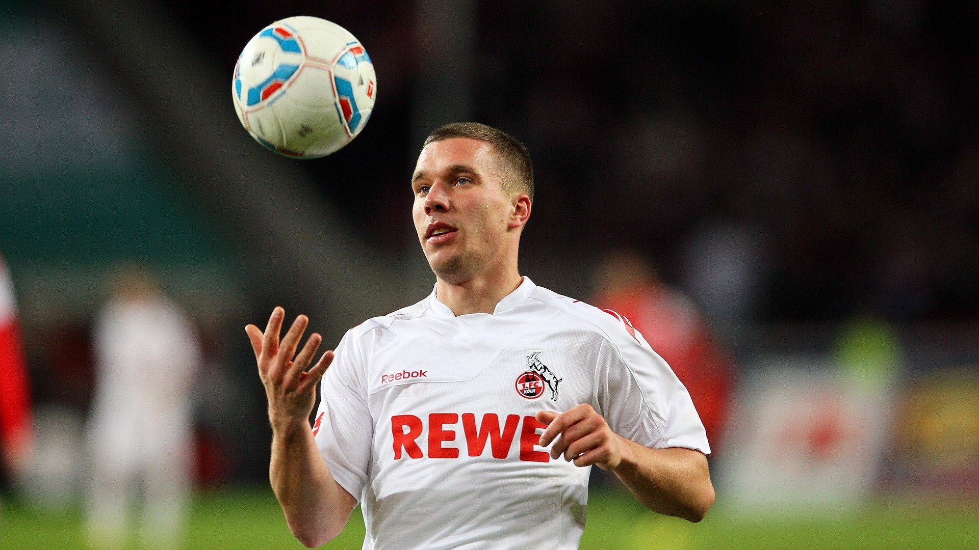 广州恒大客场反超，升至次席位置，广州恒大球场最新进展